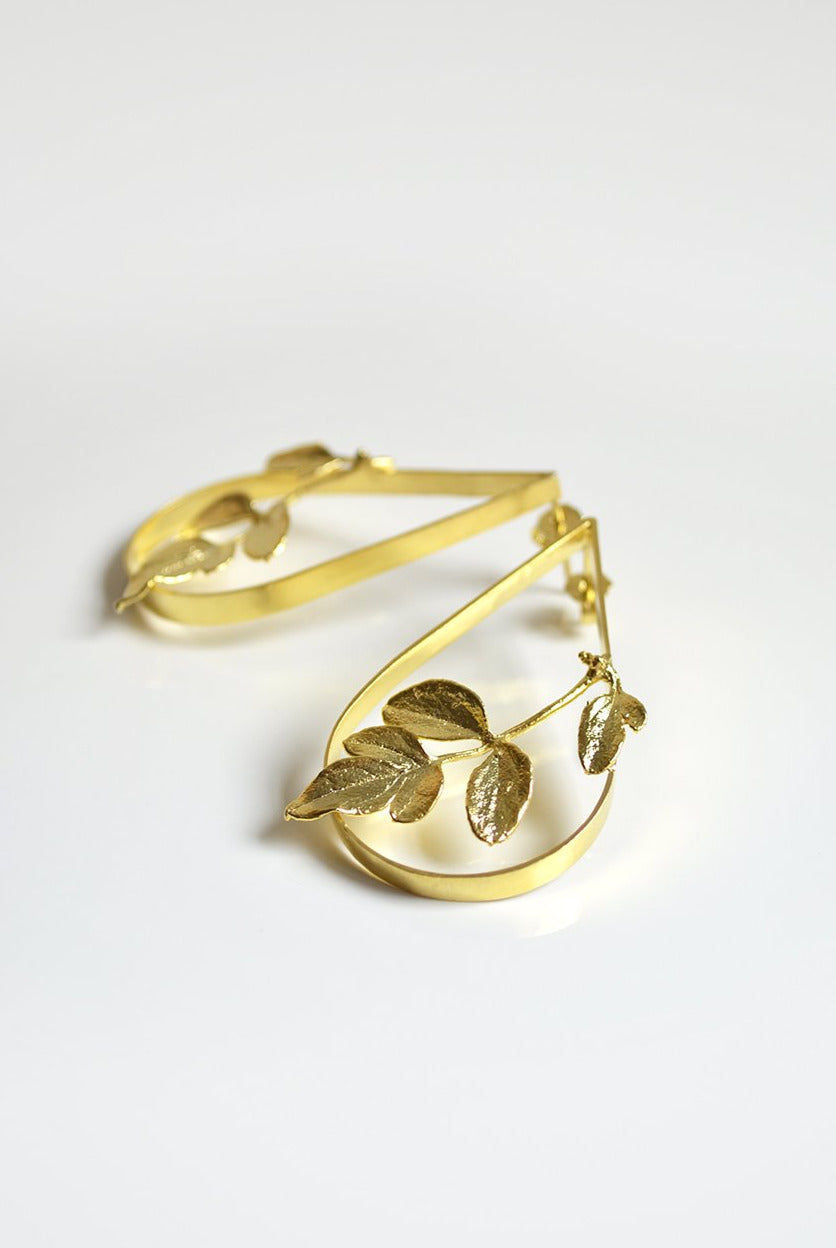 Pendientes Dorados -Ivy  parte frontal